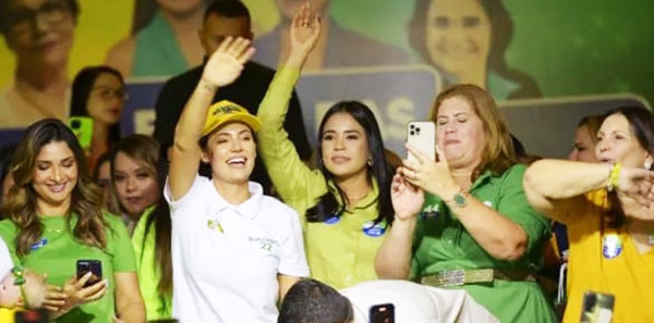 Michelle Bolsonaro Comanda Reuni O Mulheres Em Manaus Zero Hora